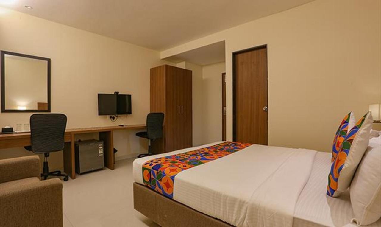 Fabhotel Royal International - Nr Mumbai International Airport Exterior foto